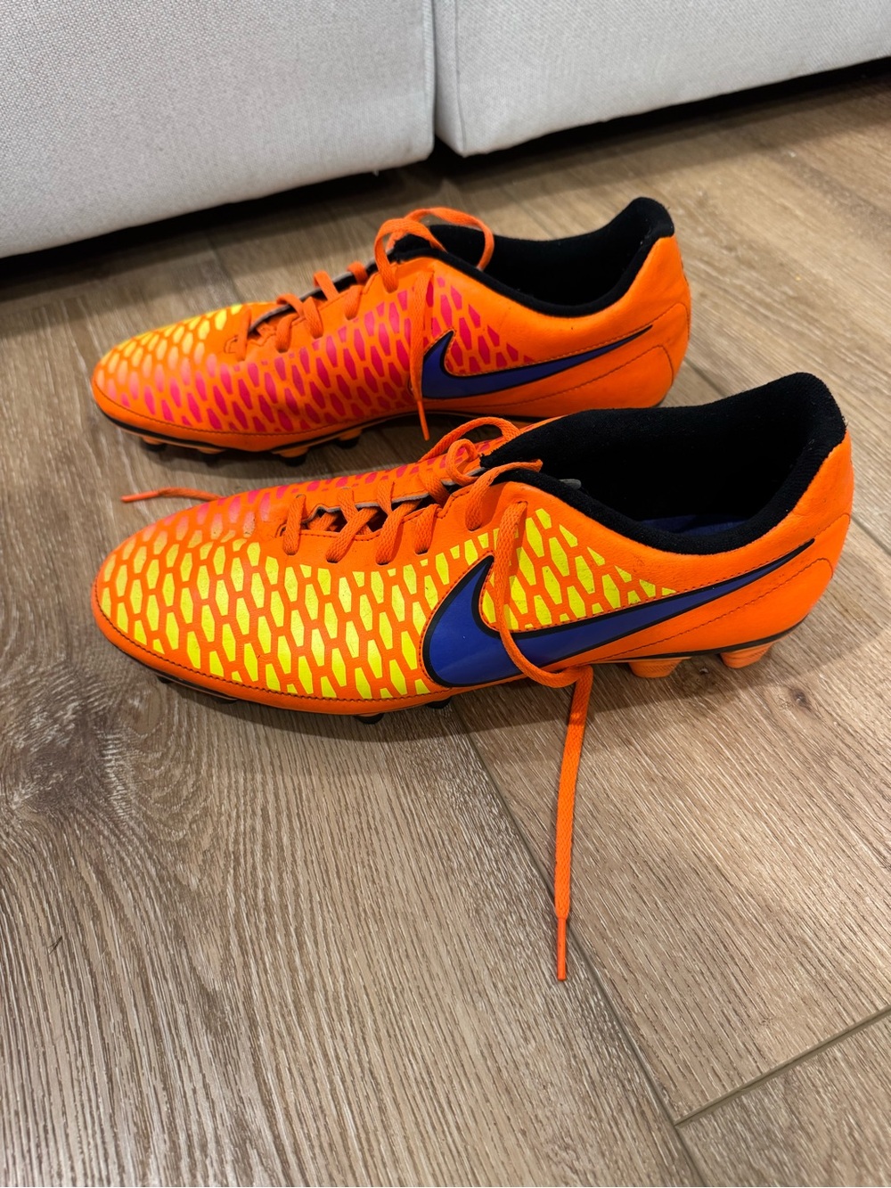 NIKE MAGISTA OLA FG SOCCER BOOTS CLEATS 2015 651343-858 SIZE US 13 MENS